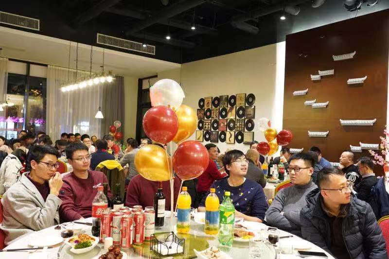 年会03